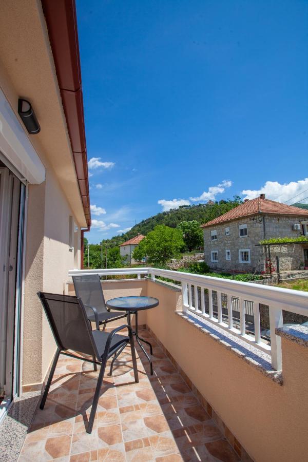 Apartmani Grubac Trebinje Kültér fotó
